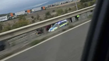 Ужас на пътя в София! Има ранени