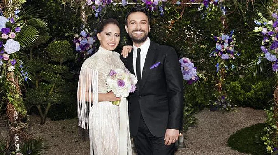 Таркан се ожени за фенка