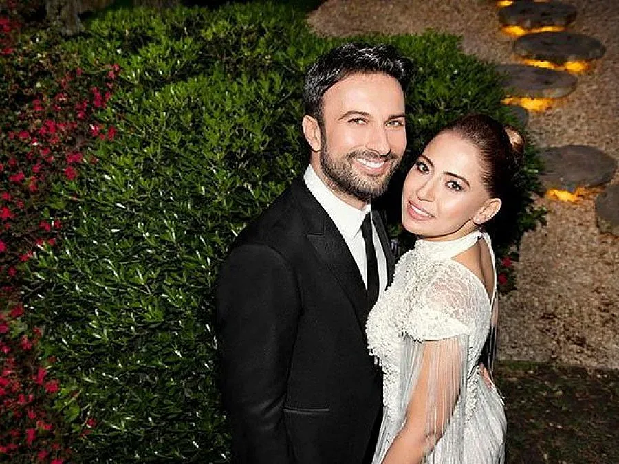 Таркан се ожени за фенка