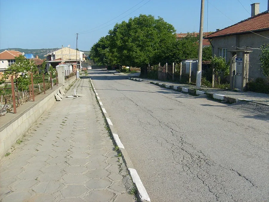 38-годишен мъж се удави час след като копал гроб