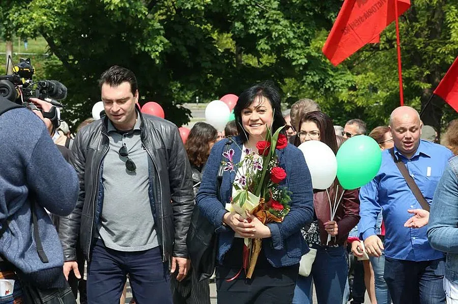 Нинова: Никога не се предавайте!