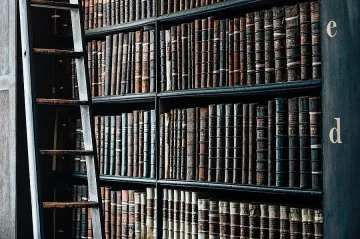Жена върна книга в библиотека след 52 години