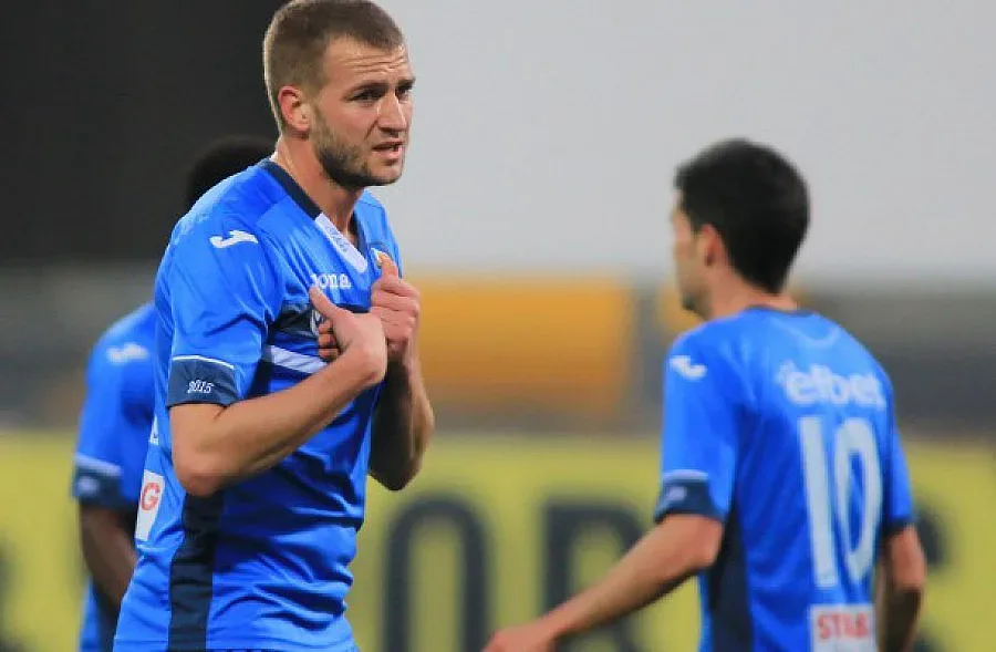 "Левски" помете "Черно море"