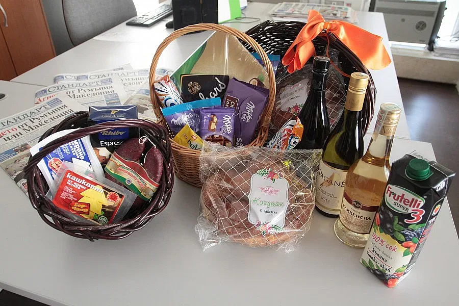 "Великден" подрани в "Стандарт"