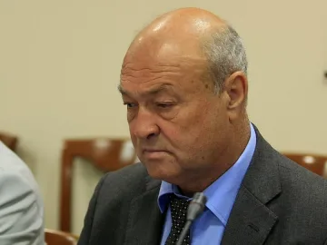 Почина Камен Ситнилски 