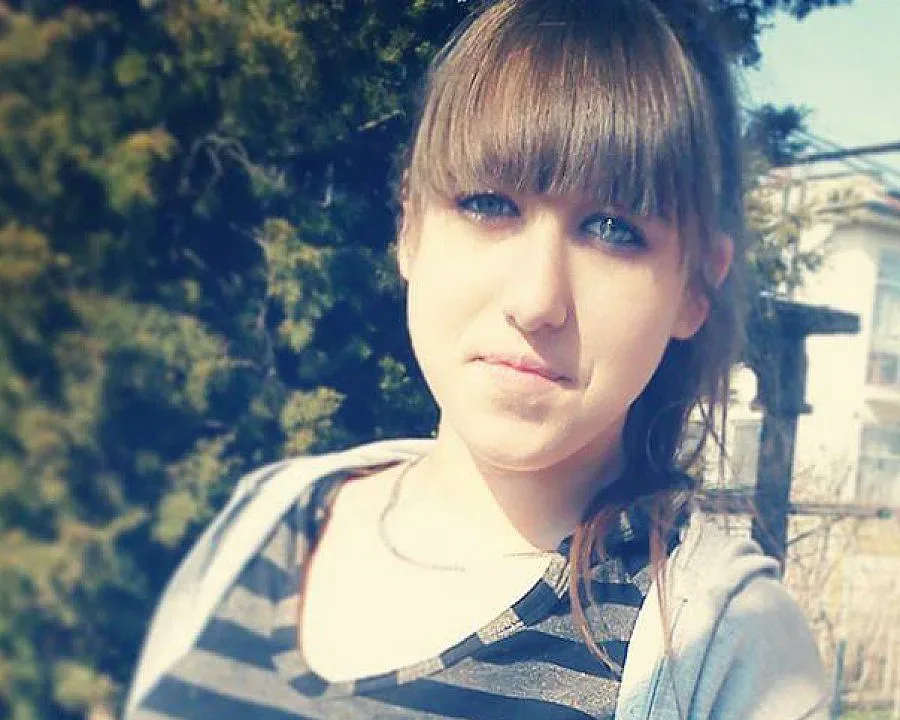 Удушената Деси организирала концерт за болно дете