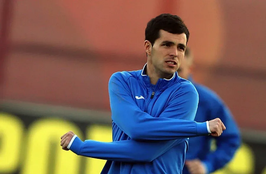 Гадже продължава да мотае "Левски"