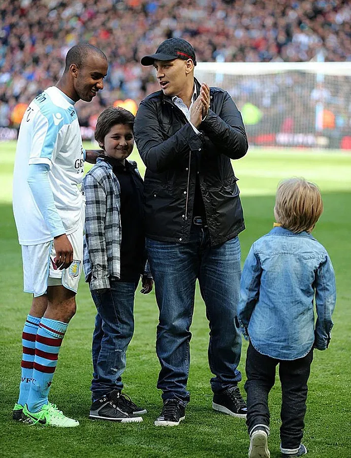 Синът на Стан: Тате, ти знаеш ли как играят "Вила"