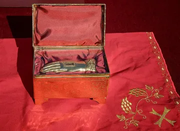 "ЛУКОЙЛ" дарява на Бургас мощи на св. Георги 