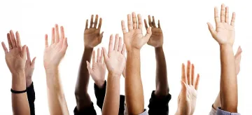 2471 са доброволците в страната