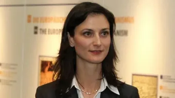 М. Габриел с доклад за визите между ЕС и Перу