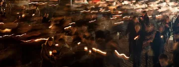 Поп с маратон по села за Великден