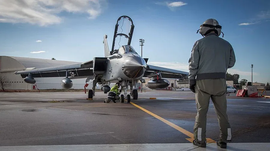 Германия вдига авиобаза в Турция