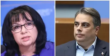 Асен Василев минирал хазната. Петкова се хвана за главата
