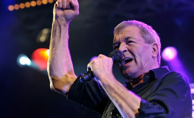 Огромна рок икона с разтърсващо признание!