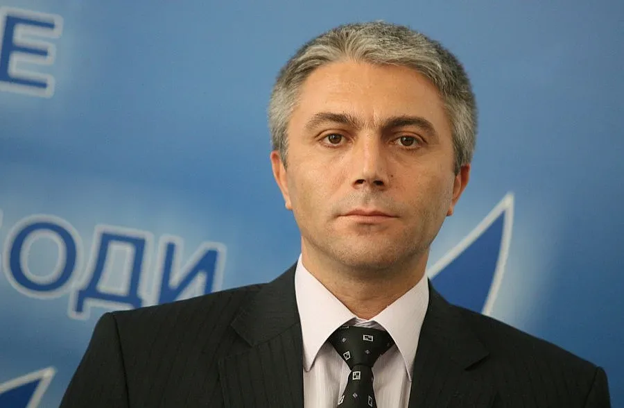 ДПС избира Карадайъ след реч на Доган 
