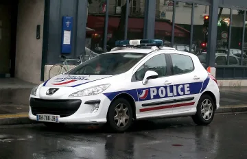 12 ареста след бой с полиция в Париж