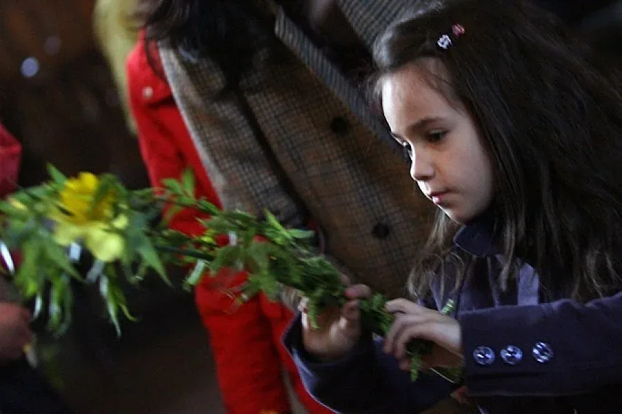 Гърци и македонци честват Цветница у нас