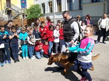 Ученици спортуваха в Деня на Земята