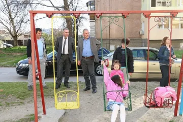 Вдигнаха запорите на общината във Видин