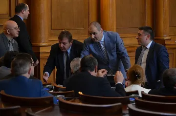 Гласуването става задължително (ОБЗОР)