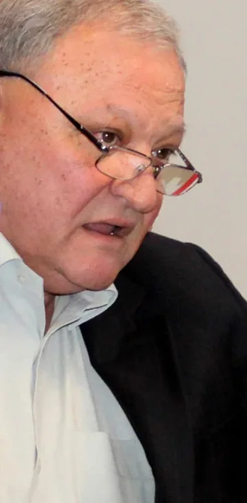 Миков вкара БСП в задънена улица