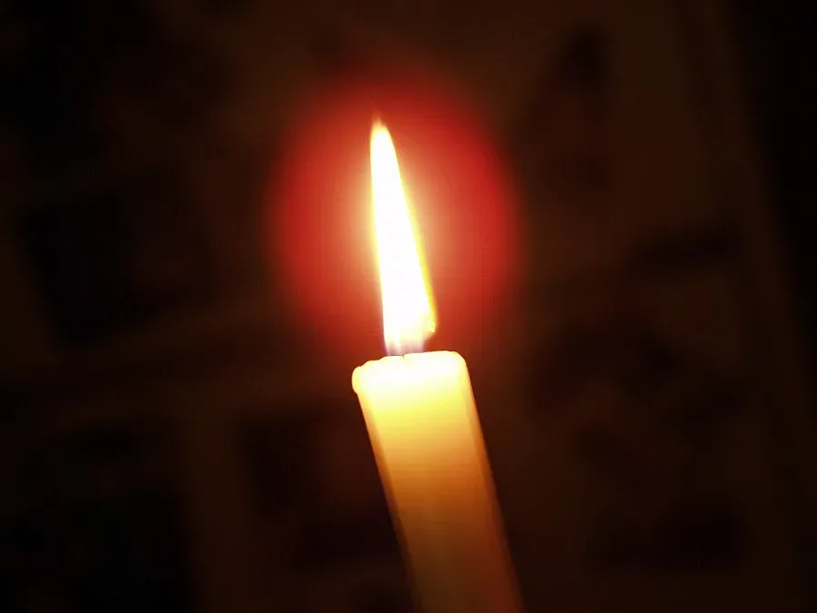 Режисьорът на 4 филма за Бонд почина