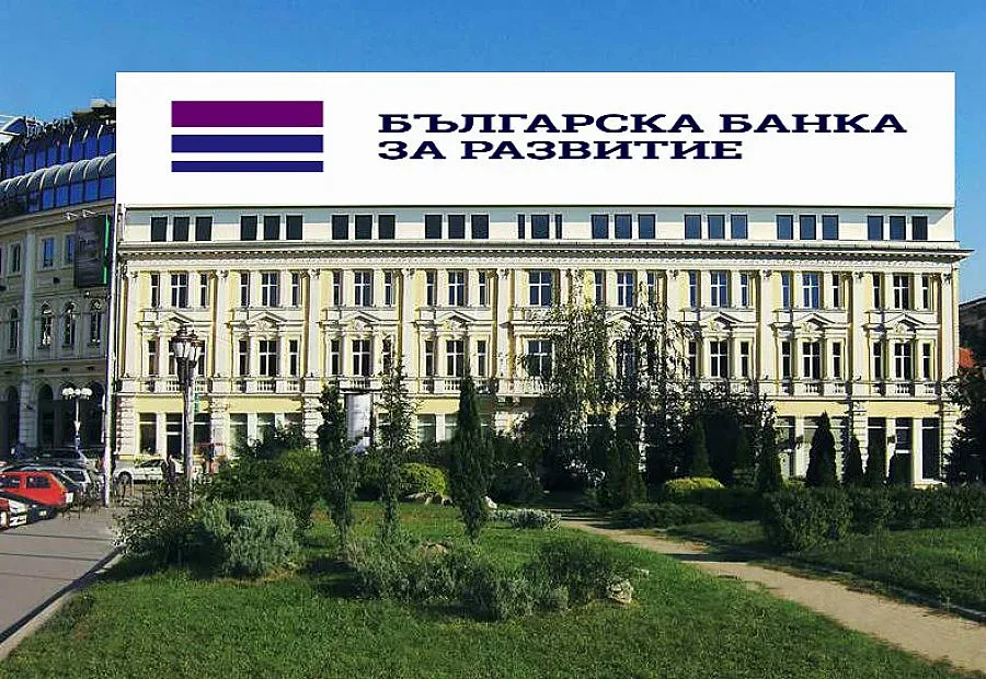 Българска банка за развитие отваря врати за стажанти