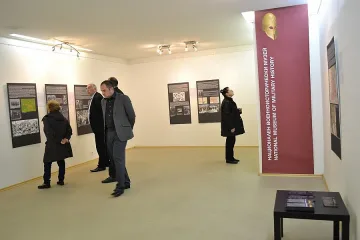 Априлското въстание стигна до Виена