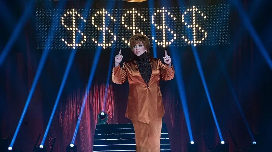 Дама магнат влиза в затвора