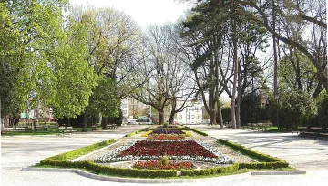 В Добрич лятото дойде през април с 32.6 градуса