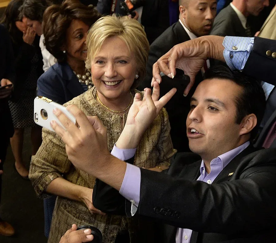 Още хора на Клинтън в "Панамските документи"