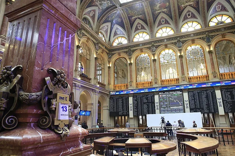 Китай събуди апетита на инвеститорите