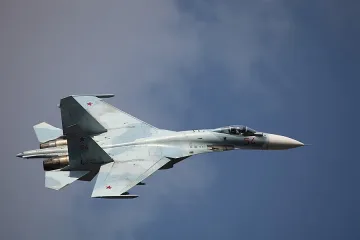 Руски изтребител прехвана опасно самолет на САЩ