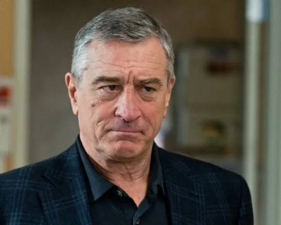 Де Ниро играе Раниери