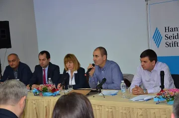 Цветанов към ГЕРБ: Работете и за малките села
