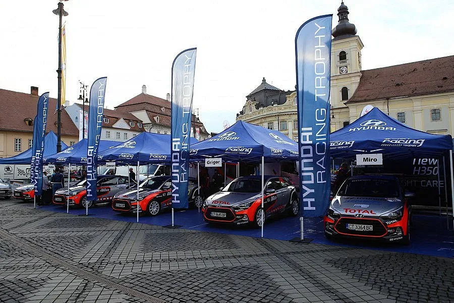 Пет екипажа стартираха в Hyundai Racing Trophy