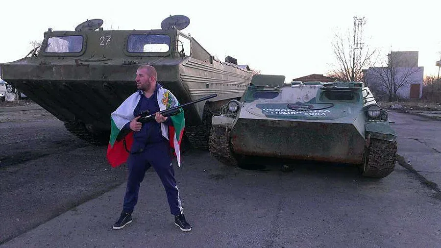 Ловци на бежанци