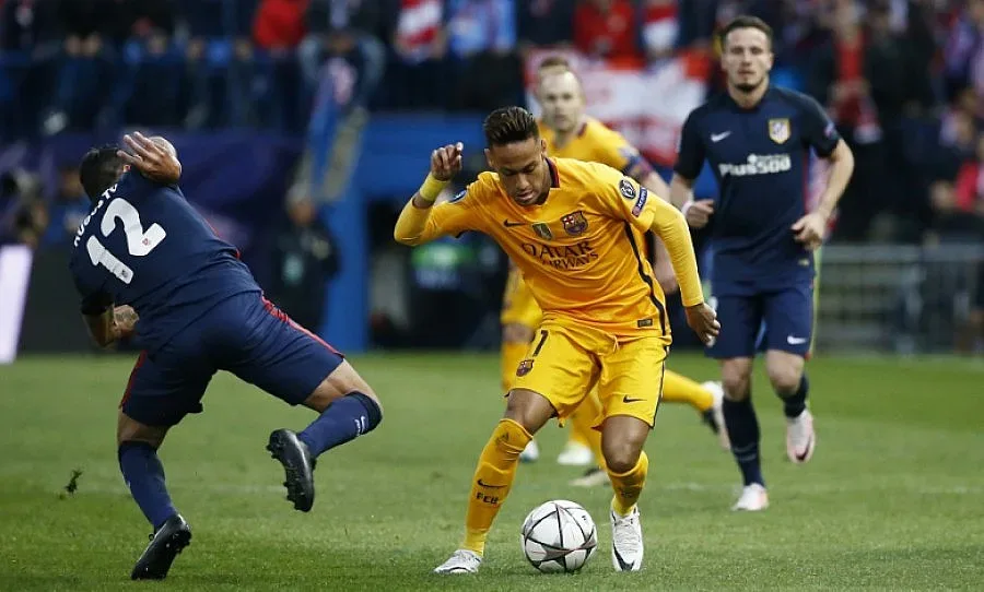 Атлетико смачка Барса за полуфинал