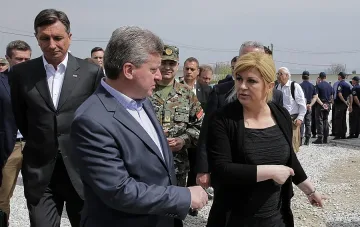 Нов бунт на мигранти уплаши трима президенти