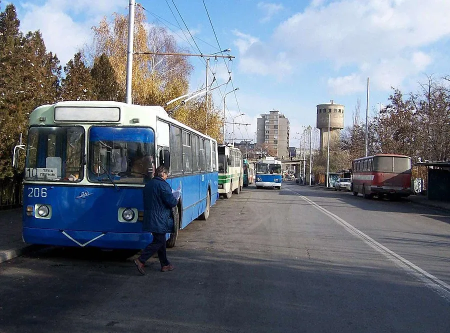 Перник се отказва от тролеите