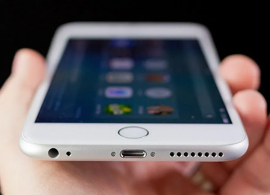 Мобилно приложение чете текстове на глас