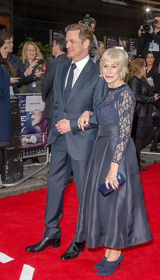 Хелън Мирън под ръка с Колин Фърт в Мейфеър