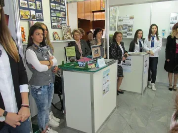 Пернишките гимназии привличат ученици