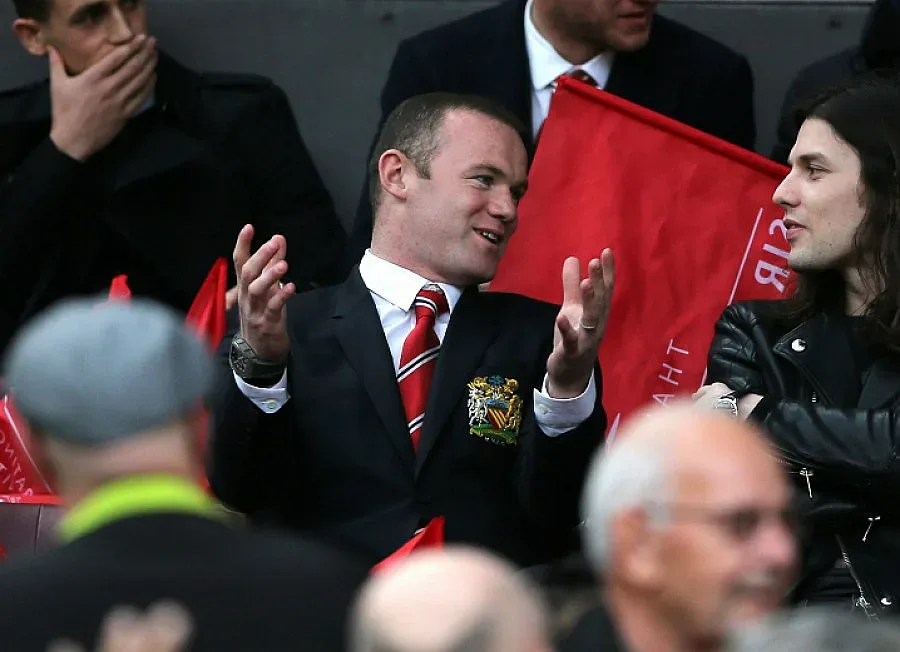 Сензация! Легендарни футболисти излизат на ринга