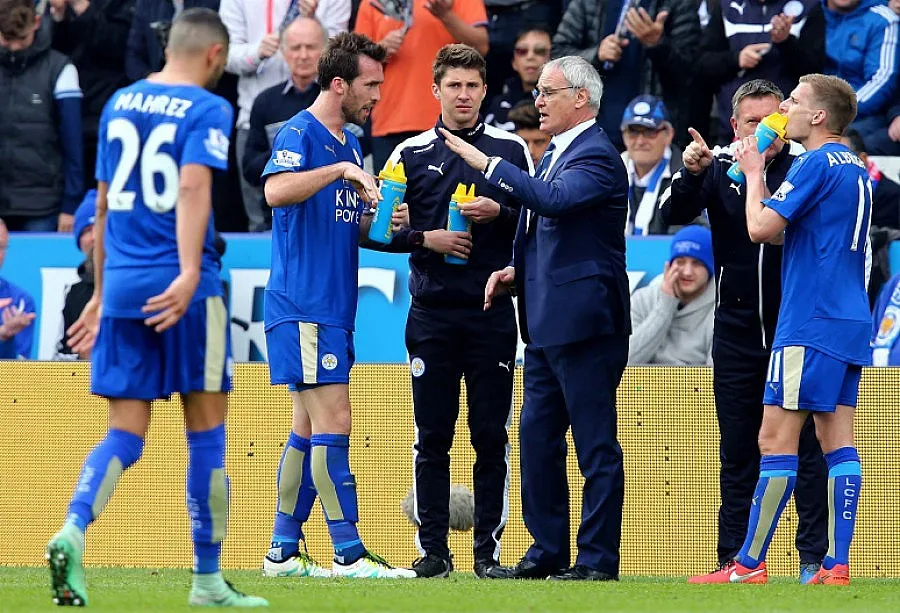 Италия полудя по "Лестър" и Раниери