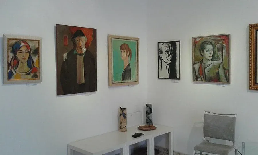 ЧРД в галерия "Артамонцев"