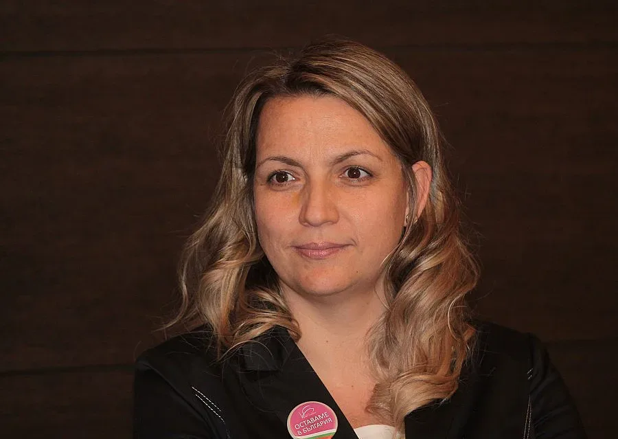 Ще покажем на младите, че имат бъдеще и у нас