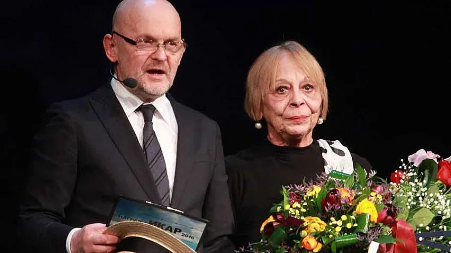 Юбилей: Вълчицата на 75