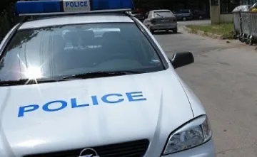 Пиян шофьор блъсна патрулка в Разград
